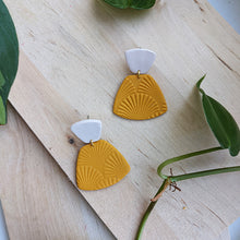 Load image into Gallery viewer, Mona Fong Fanfare Earrings