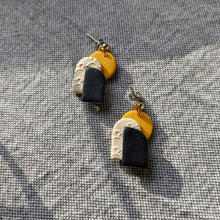 Load image into Gallery viewer, Gateway Earrings - Charcoal
